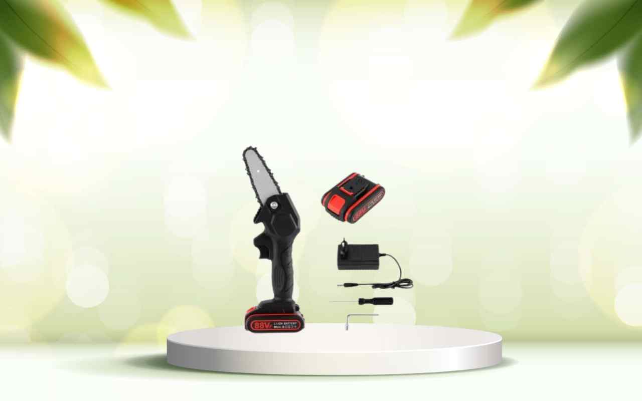 Semplifica la potatura: scopri la mini motosega a batteria per un giardino perfetto